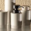 106877---PORTA-SABONETE-LIQUIDO-DORICA.-BEGE---OU--2-